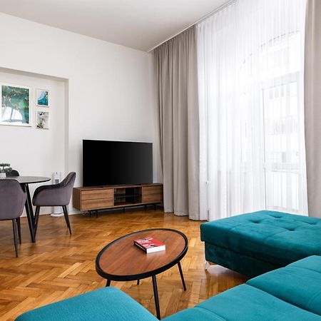 Stay2Gether City Buzz Apt - O2 Arena - Sleeps 6 Praga Esterno foto