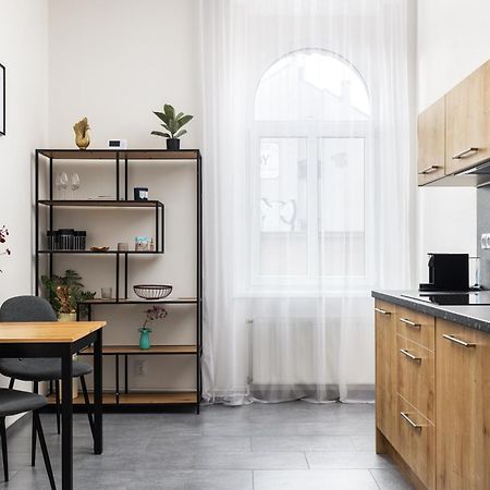 Stay2Gether City Buzz Apt - O2 Arena - Sleeps 6 Praga Esterno foto